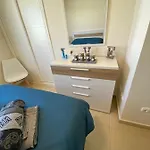 Апартаменти Larimar 10d *